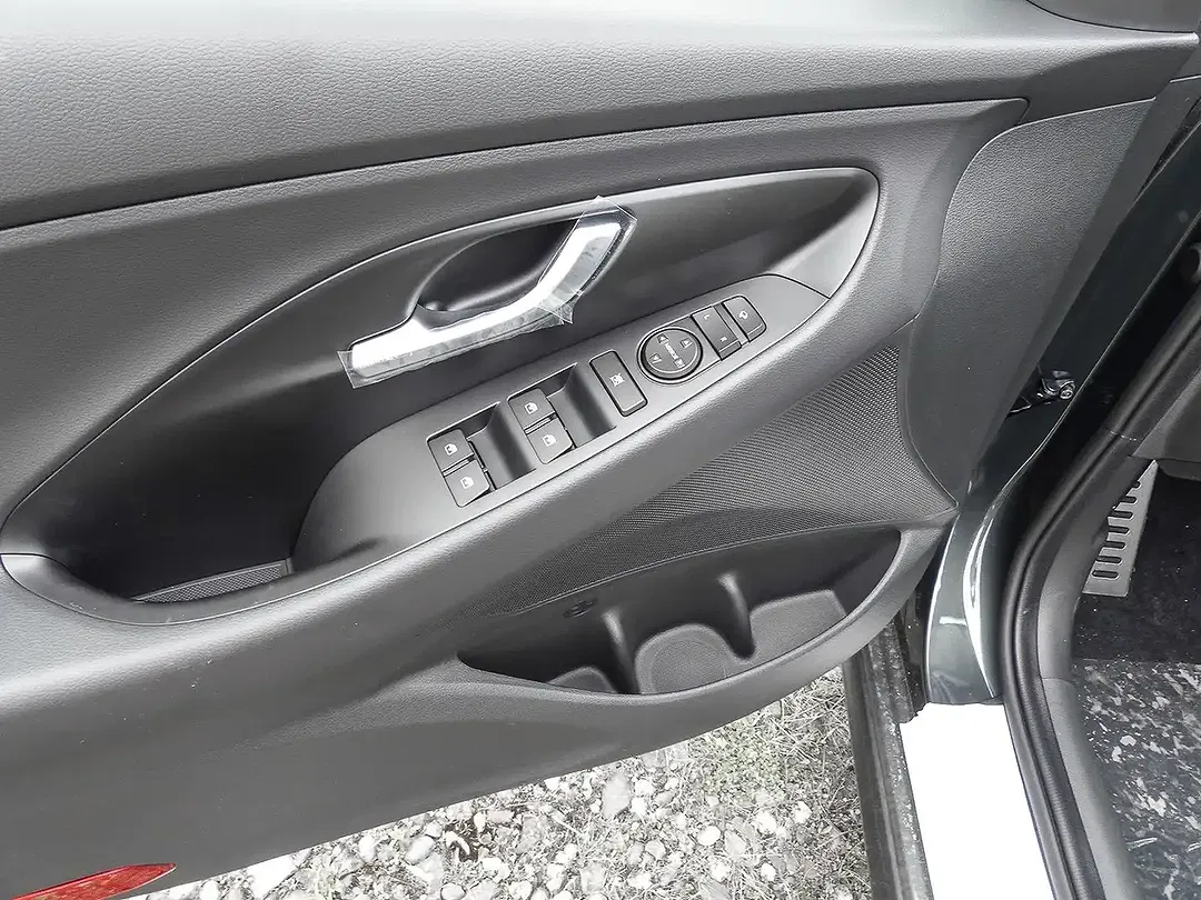 Hyundai i30 - Thumbnail 13