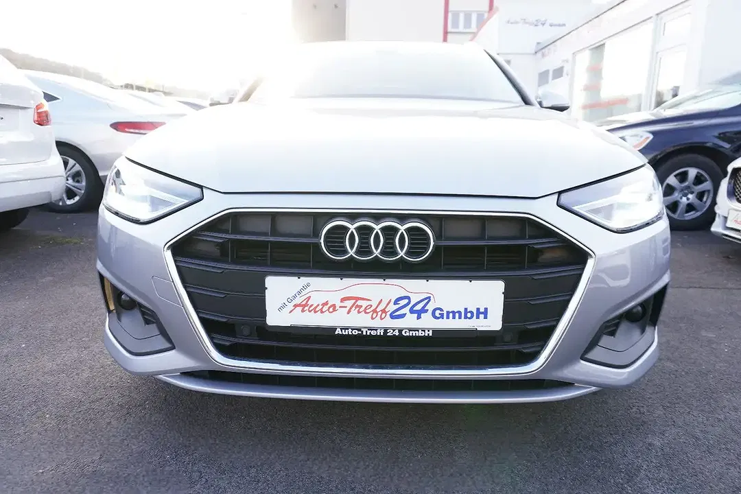 Audi A4 - Thumbnail 11