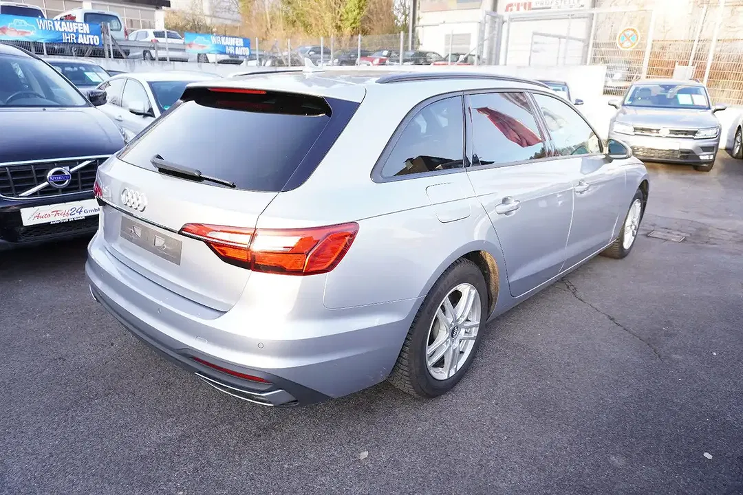 Audi A4 - Thumbnail 7