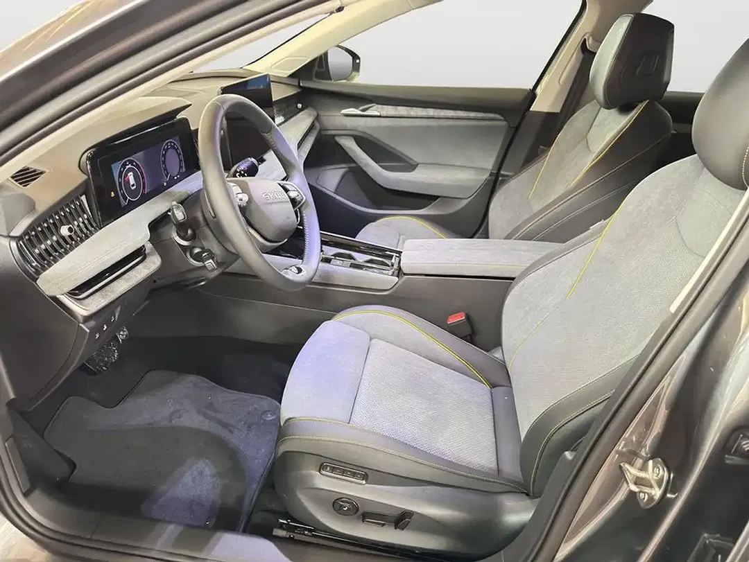 Skoda Superb - Thumbnail 10