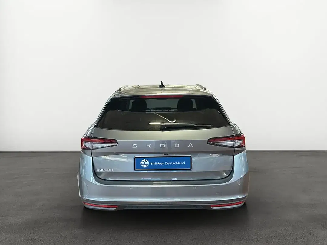 Skoda Superb - Thumbnail 4