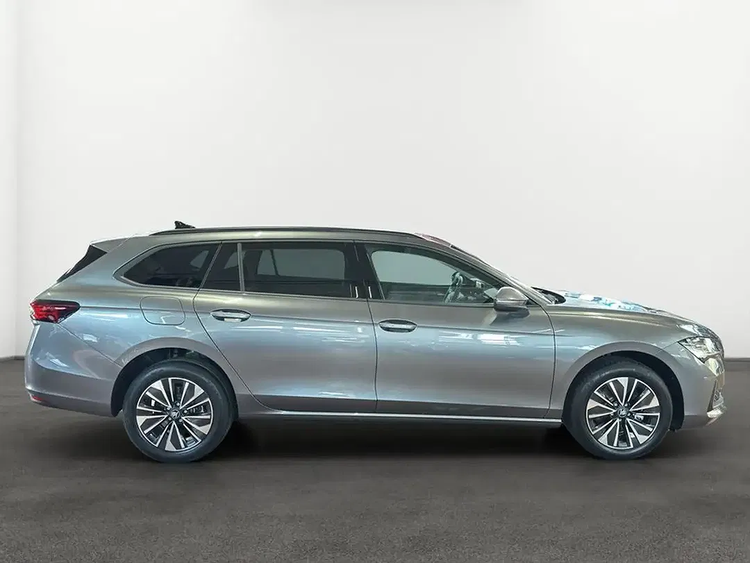 Skoda Superb - Thumbnail 7