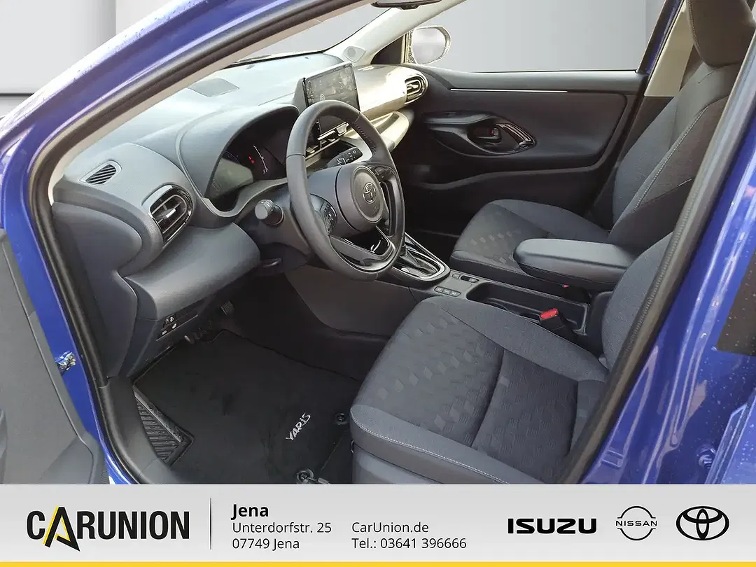 Toyota Yaris - Thumbnail 7