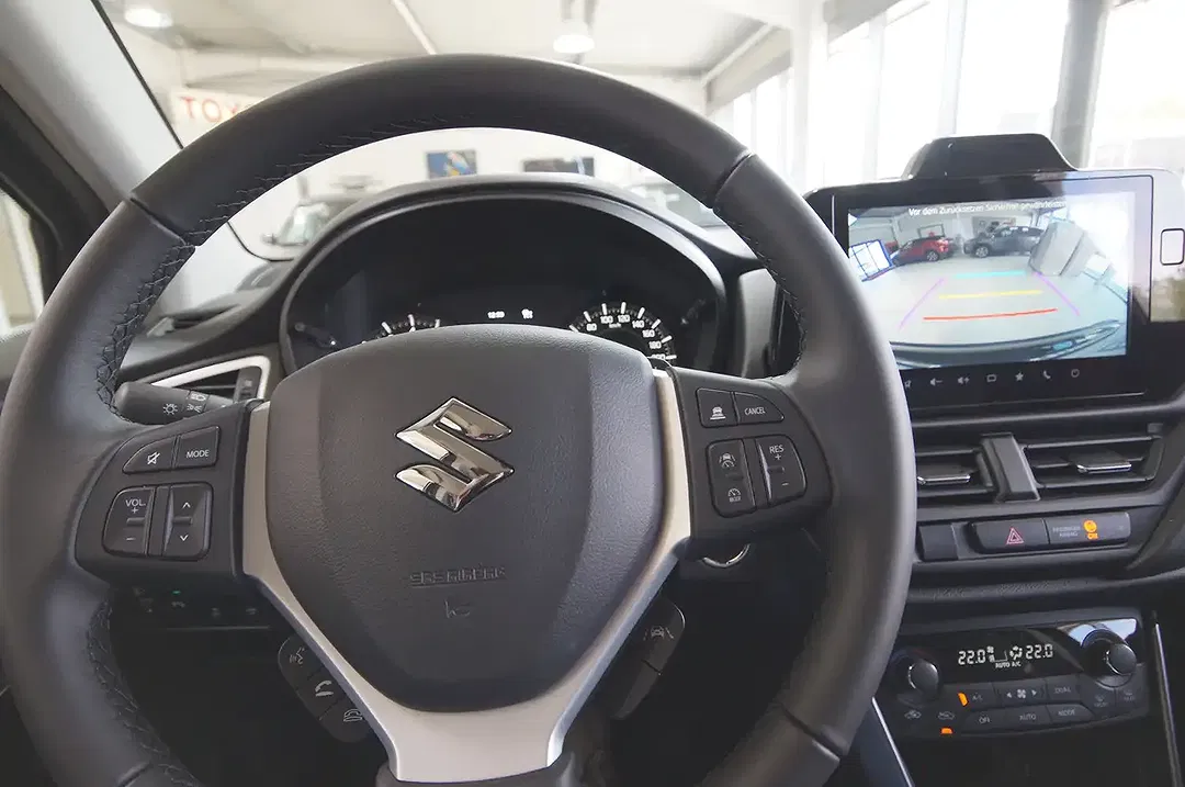 Suzuki S-Cross - Thumbnail 12