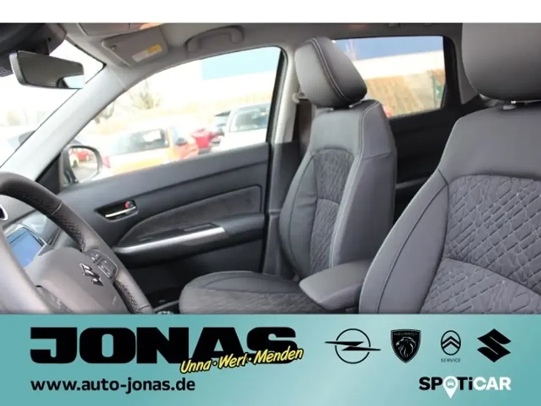Suzuki Vitara - Thumbnail 16