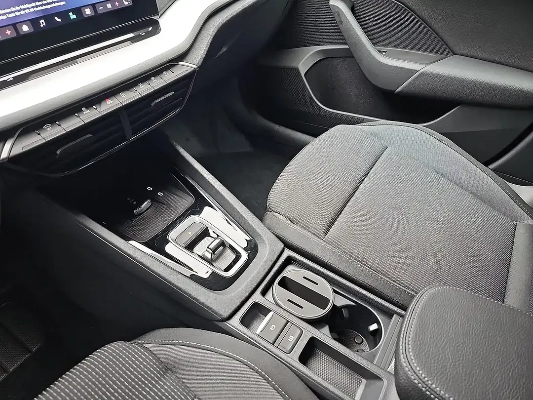 Skoda Octavia - Thumbnail 13