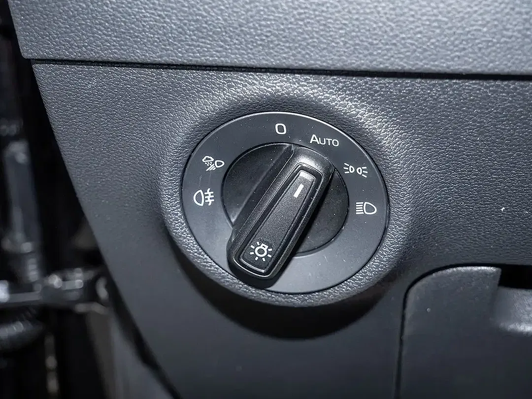 Skoda Karoq - Thumbnail 15