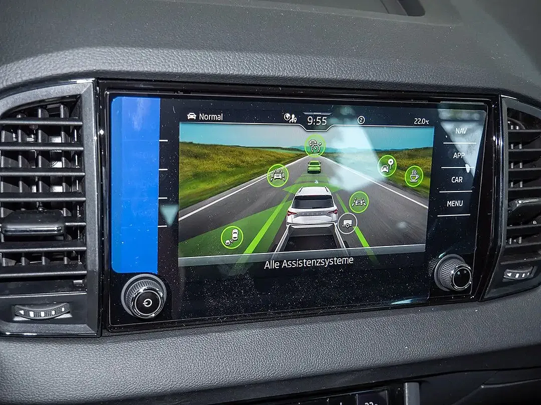 Skoda Karoq - Thumbnail 9