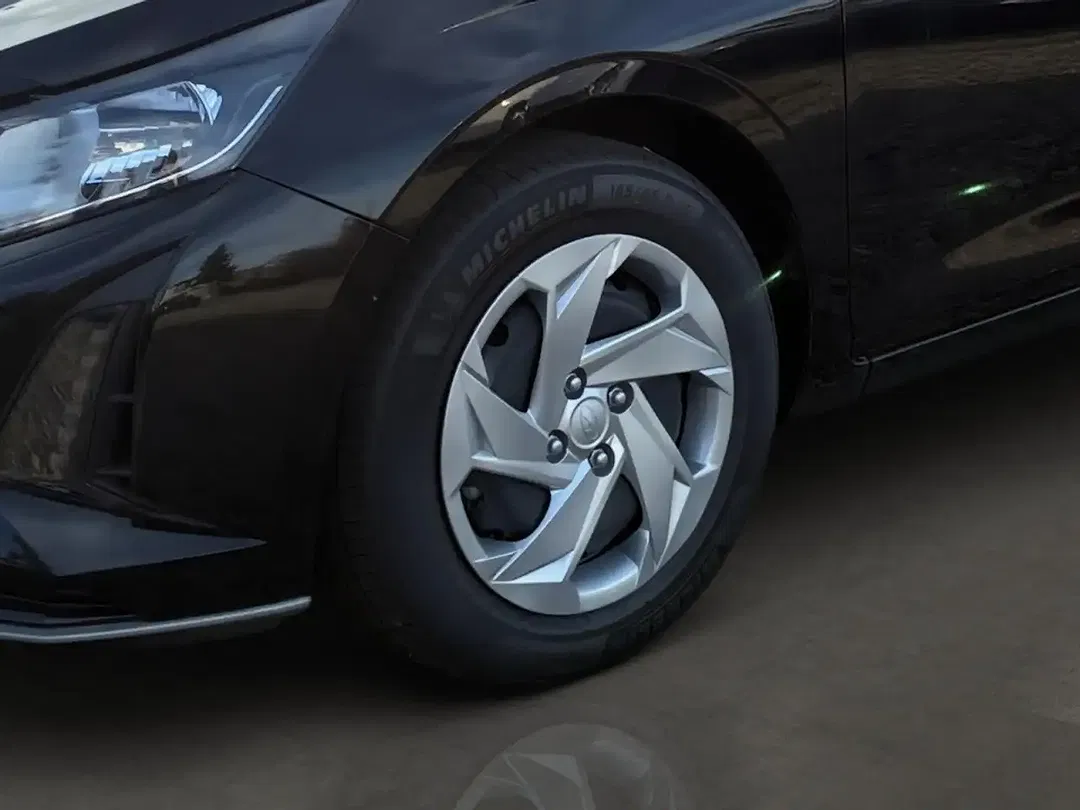 Hyundai i20 - Thumbnail 6