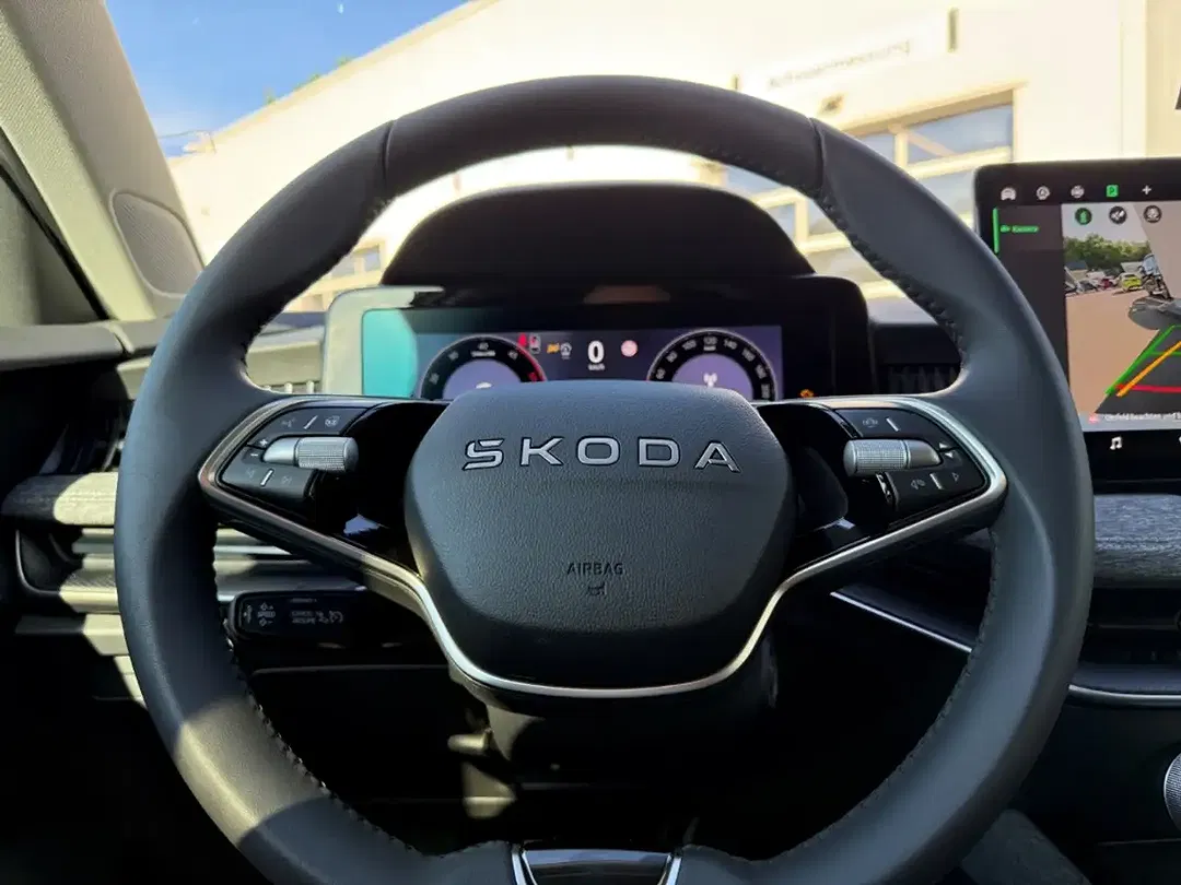 Skoda Superb - Thumbnail 8