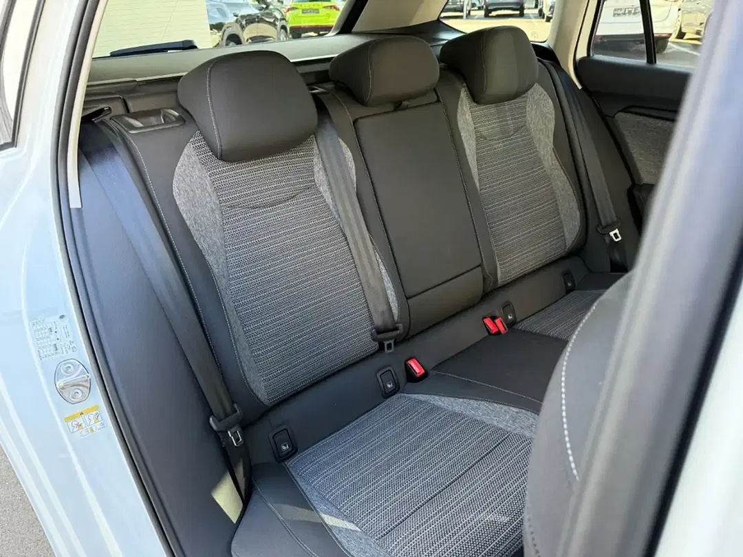 Skoda Superb - Thumbnail 7