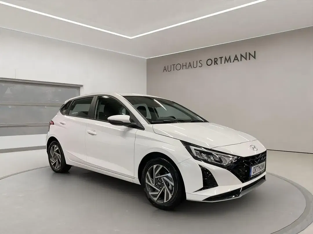 Hyundai i20 - Thumbnail 1