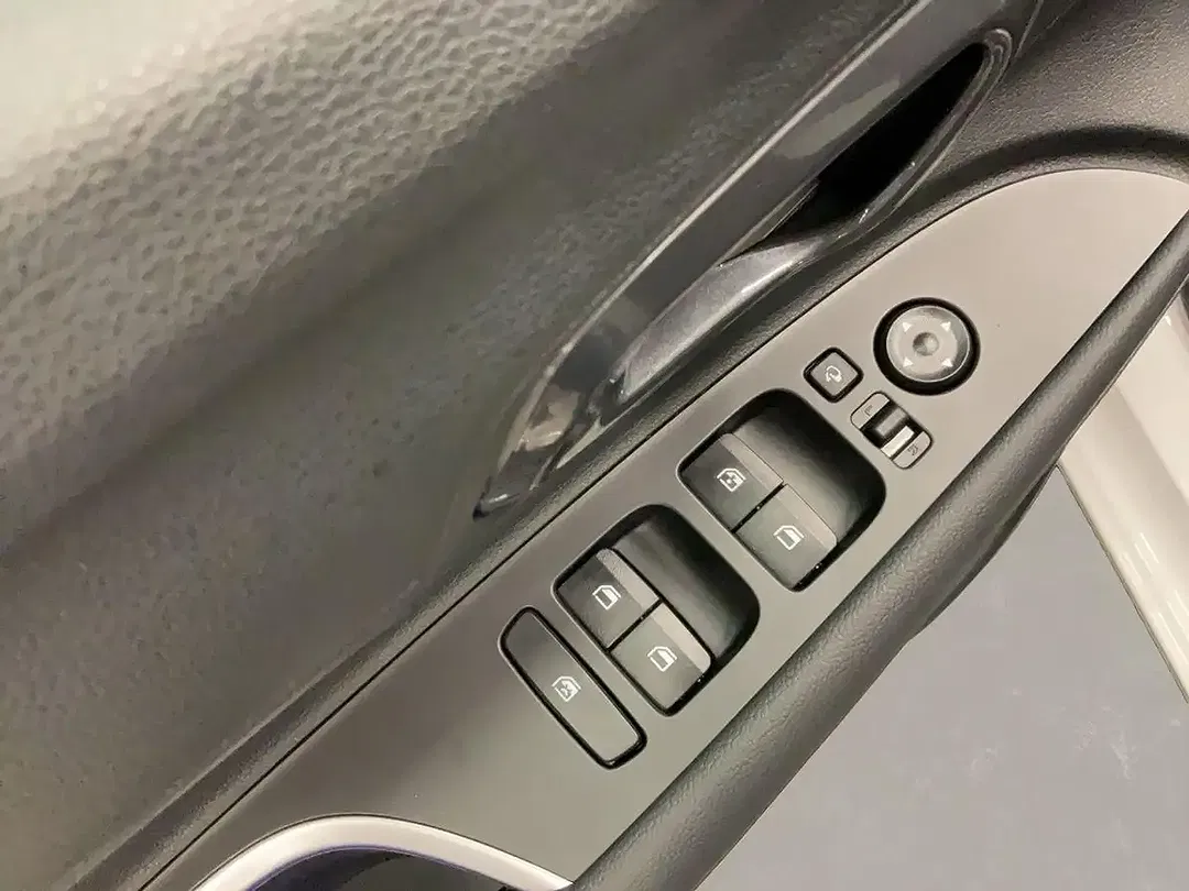 Hyundai i20 - Thumbnail 12