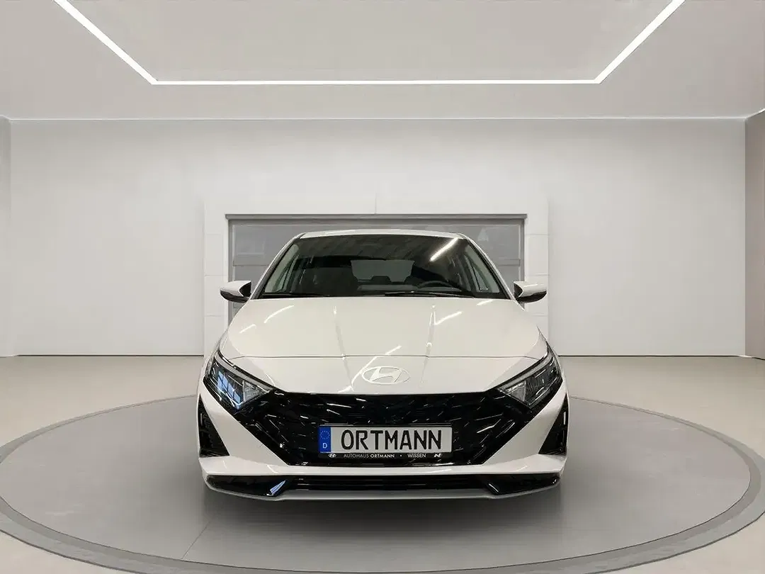 Hyundai i20 - Thumbnail 2