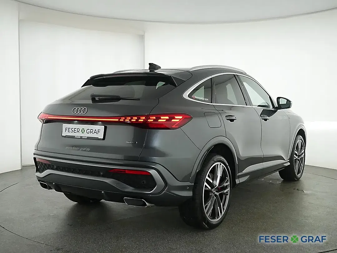 Audi Q5 - Thumbnail 2