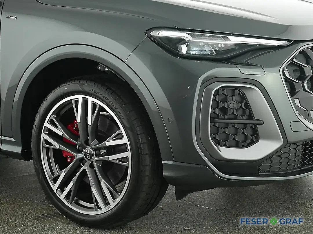Audi Q5 - Thumbnail 9