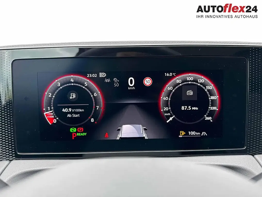 Volkswagen Tiguan - Thumbnail 16