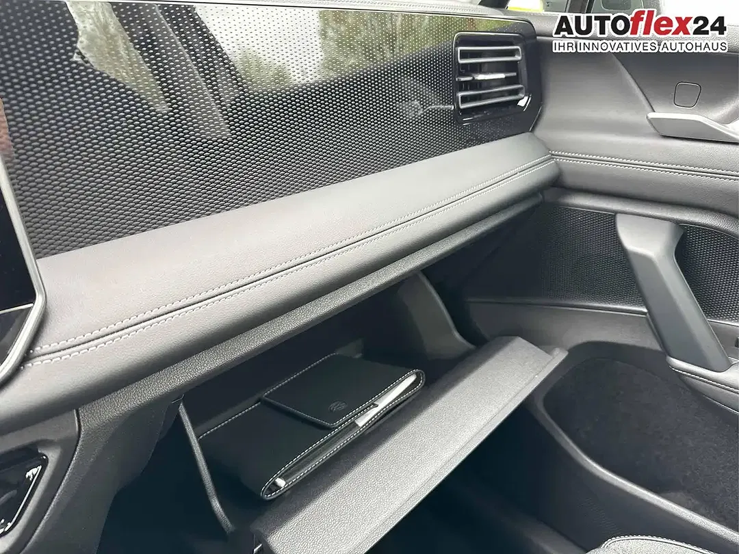 Volkswagen Tiguan - Thumbnail 29