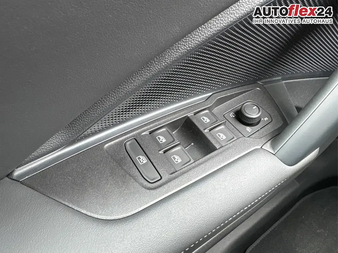 Volkswagen Tiguan - Thumbnail 31