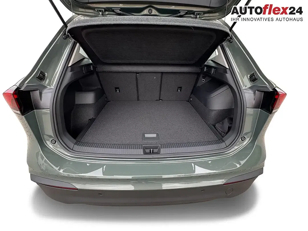 Volkswagen Tiguan - Thumbnail 8