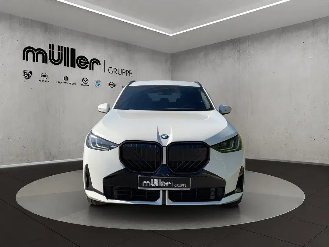BMW X3 - Thumbnail 2