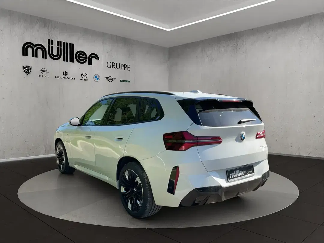 BMW X3 - Thumbnail 4