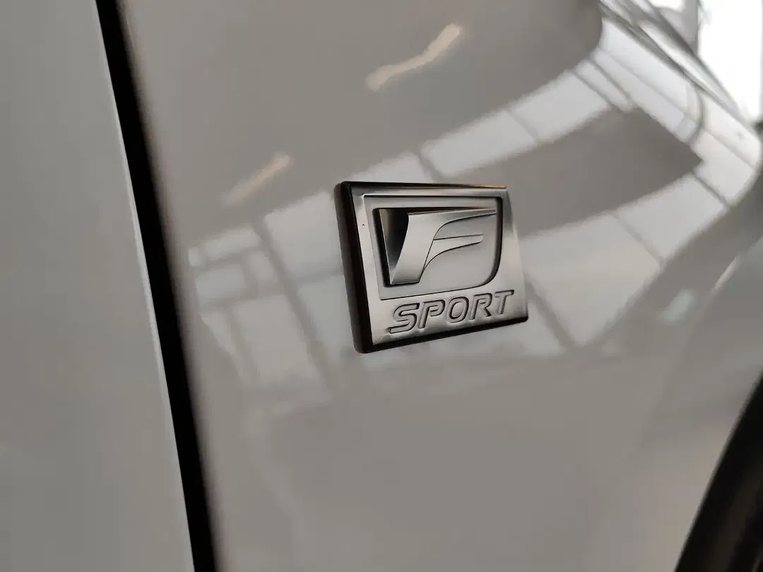 Lexus NX 450h+ - Thumbnail 8