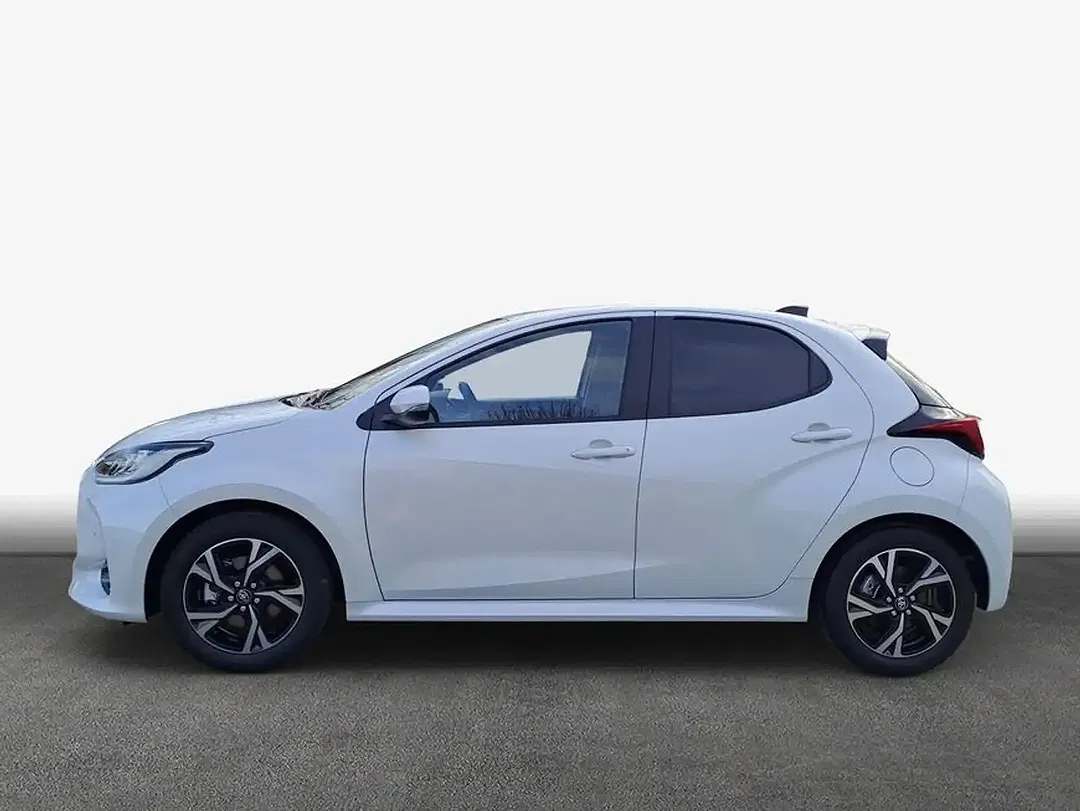 Toyota Yaris - Thumbnail 4