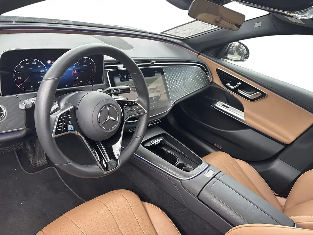 Mercedes-Benz E 200 - Thumbnail 9