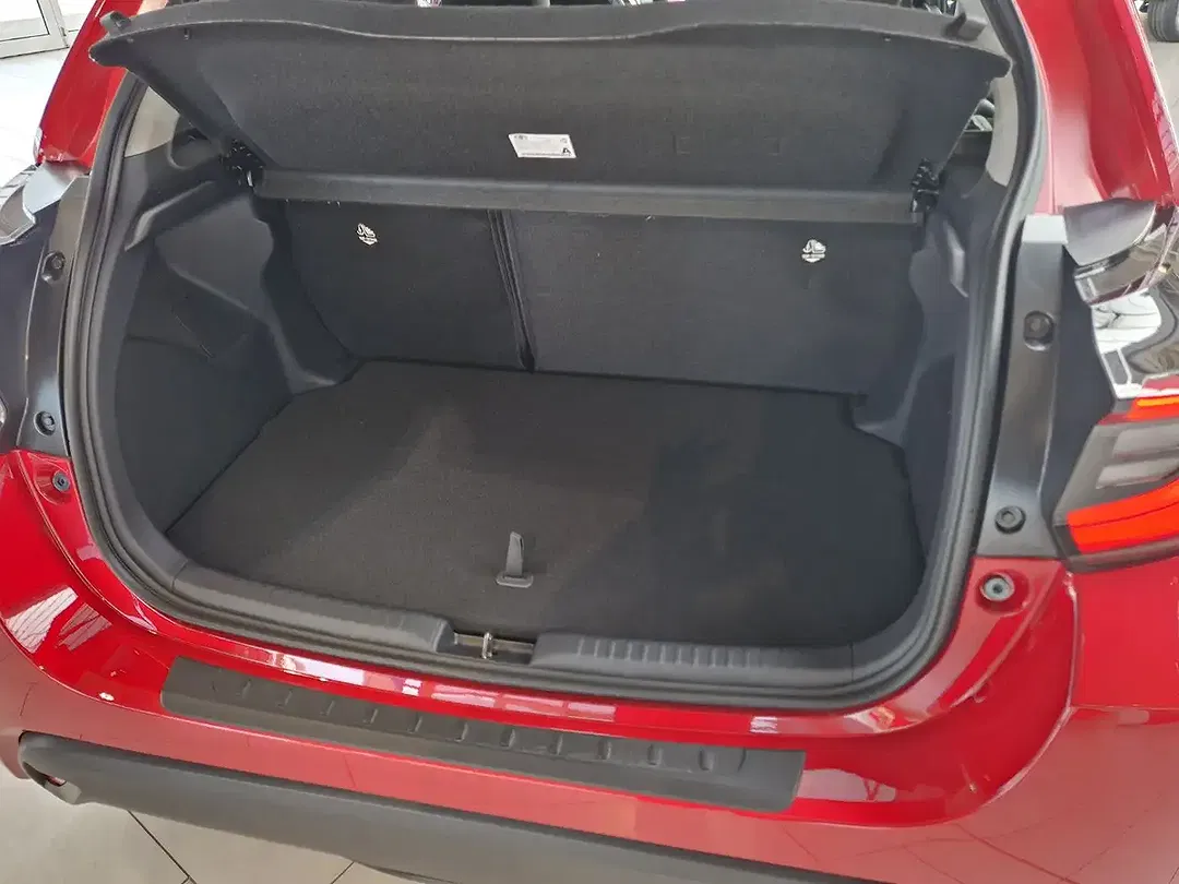 Toyota Yaris - Thumbnail 7