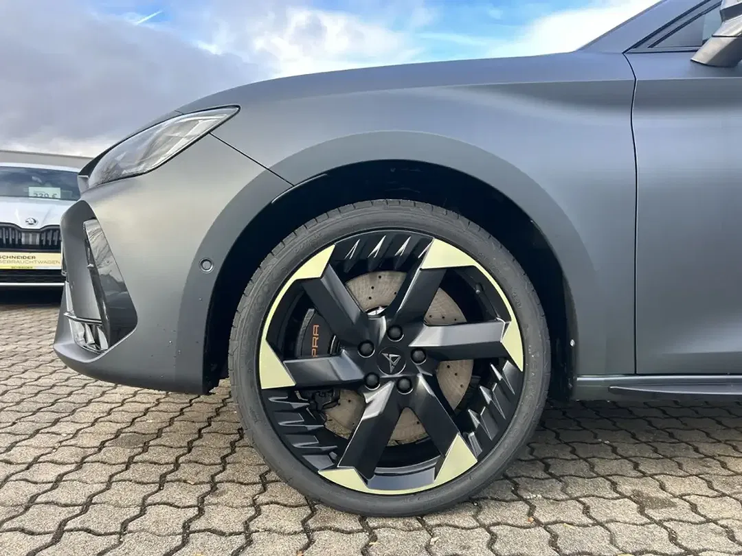 CUPRA Leon - Thumbnail 13