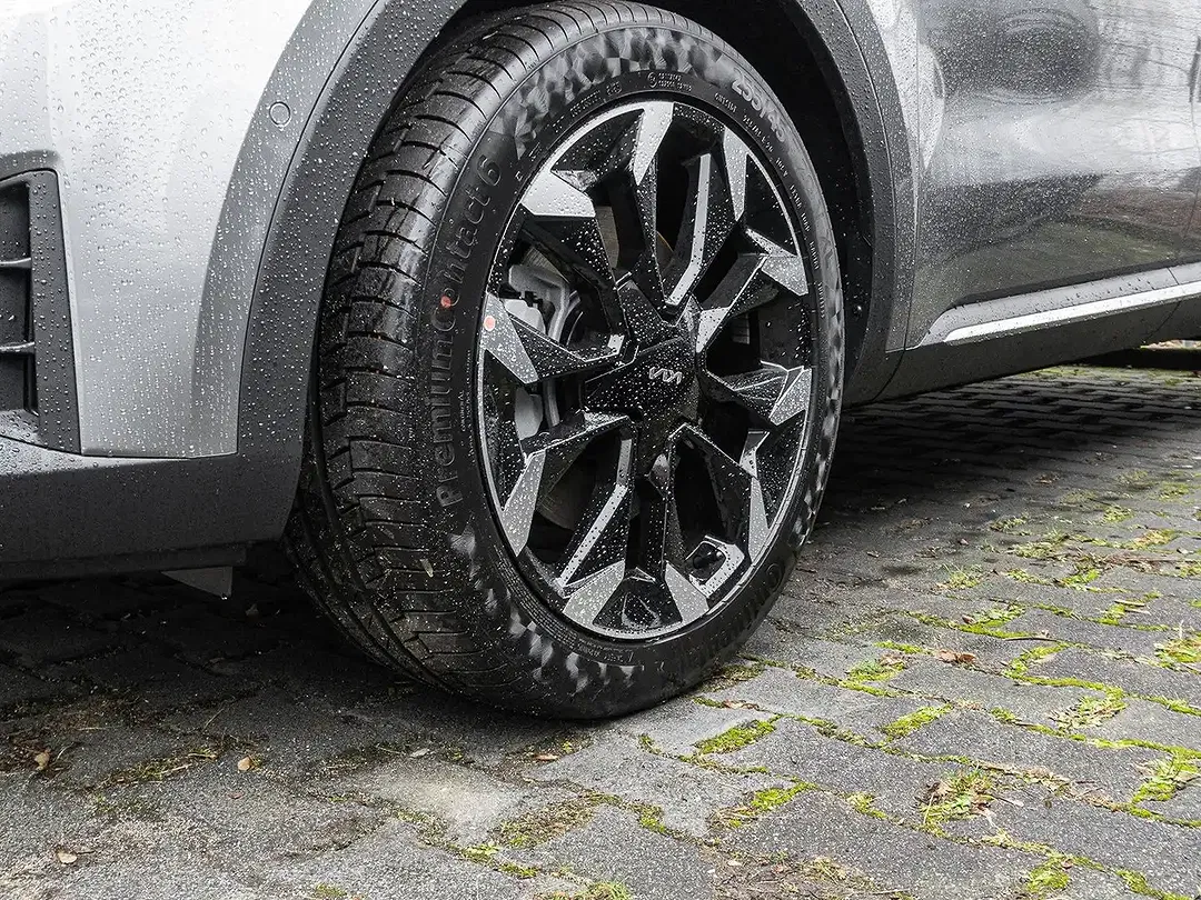 Kia Sorento - Thumbnail 3