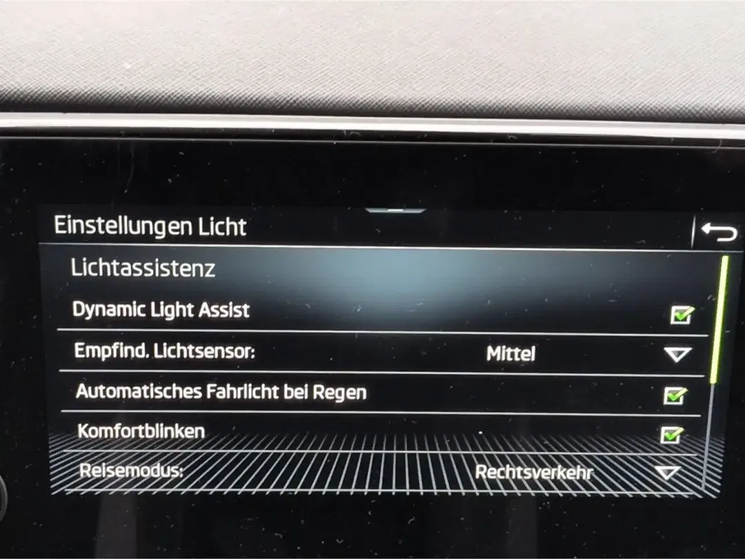 Skoda Kamiq - Thumbnail 14
