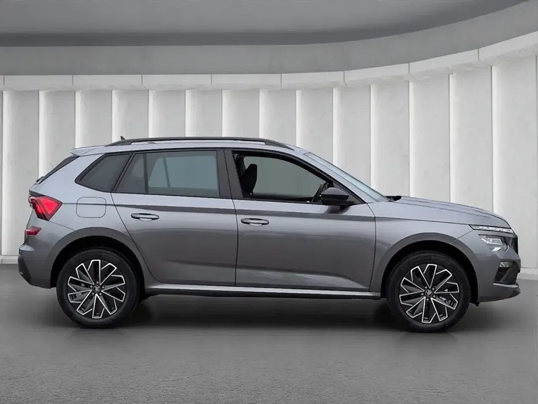Skoda Kamiq - Thumbnail 2