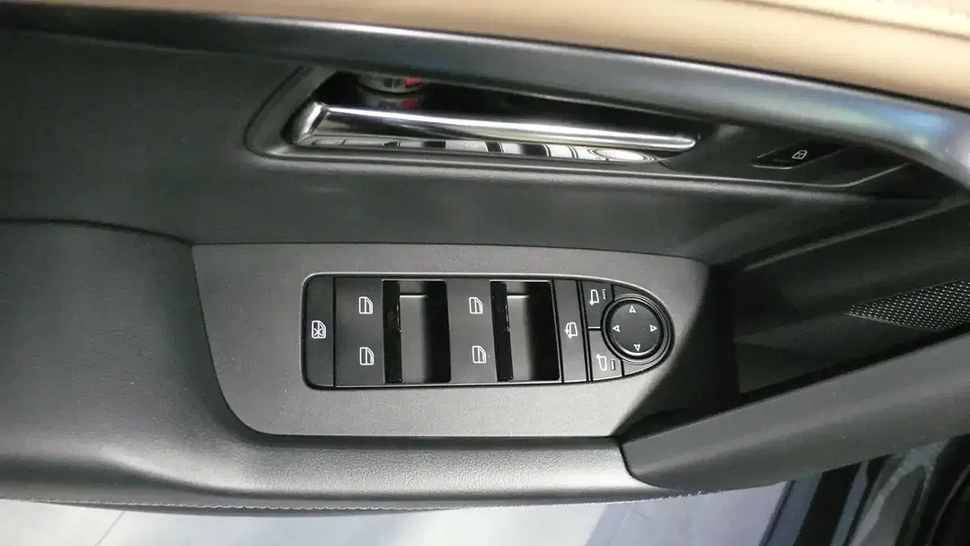 Mazda CX-5 - Thumbnail 10
