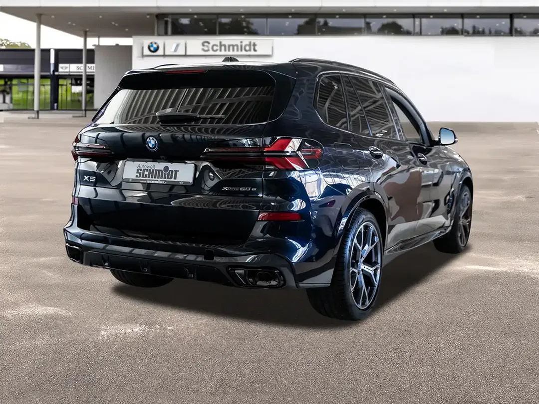 BMW X5 - Thumbnail 2