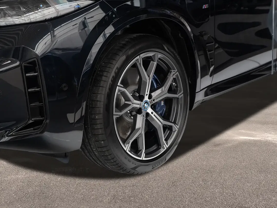 BMW X5 - Thumbnail 5