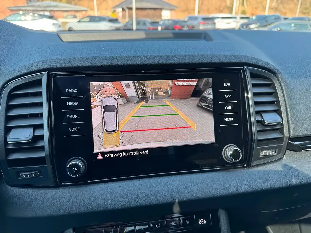 Skoda Karoq - Thumbnail 19