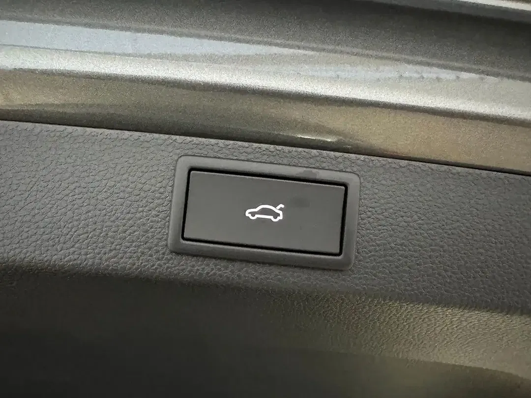 Skoda Karoq - Thumbnail 27