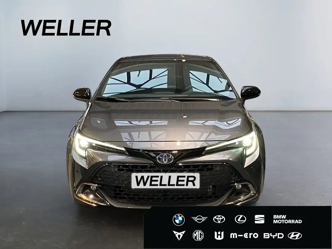 Toyota Corolla - Thumbnail 2