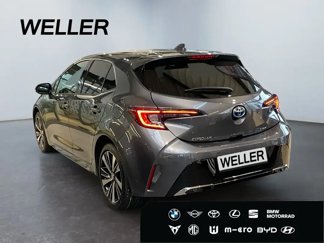 Toyota Corolla - Thumbnail 5