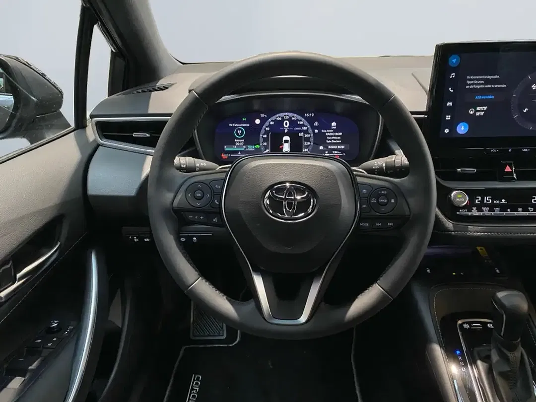 Toyota Corolla - Thumbnail 7