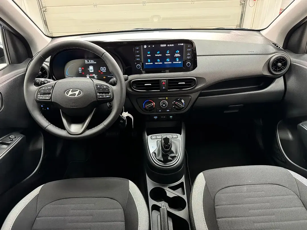 Hyundai i10 - Thumbnail 2