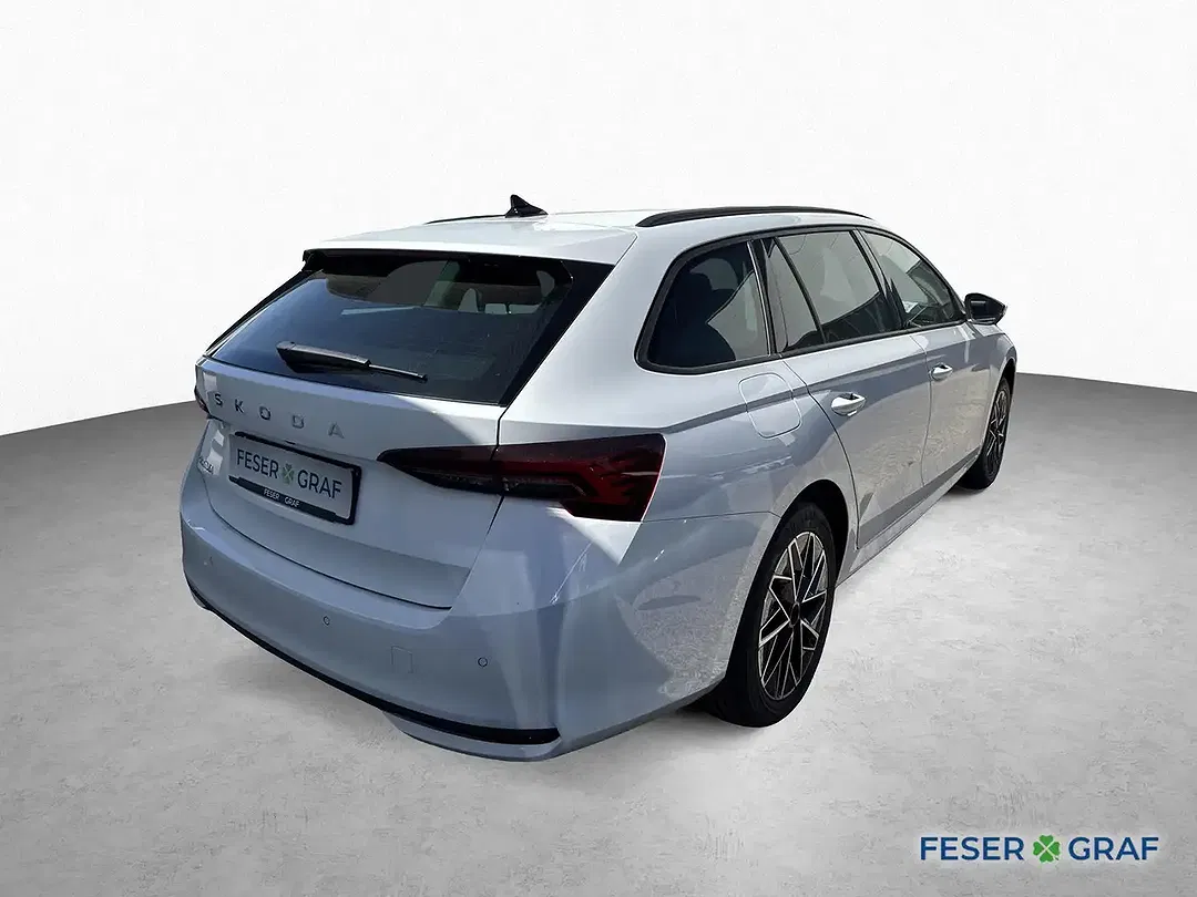 Skoda Octavia - Thumbnail 5