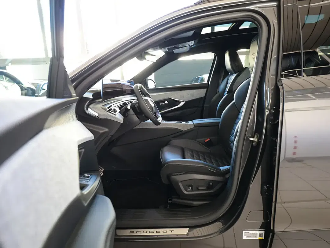 Peugeot 5008 - Thumbnail 12