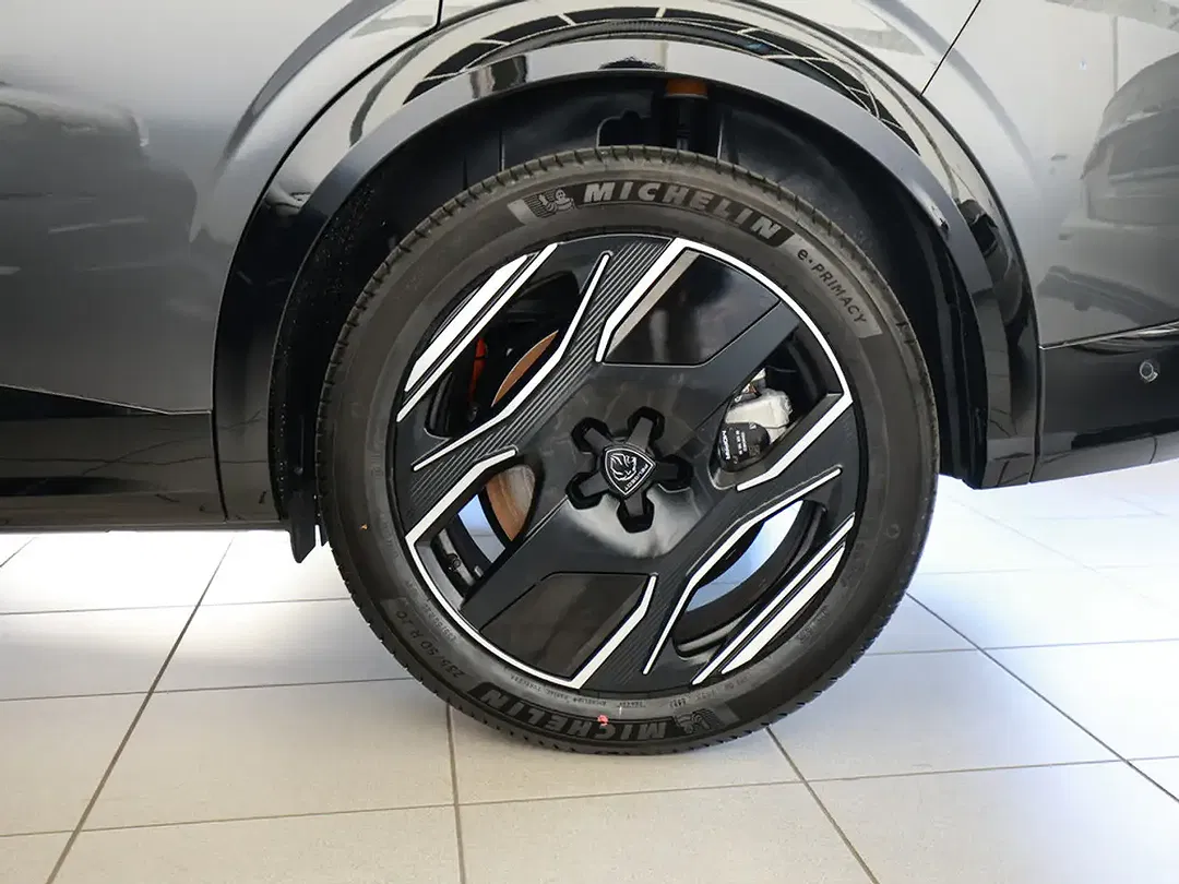 Peugeot 5008 - Thumbnail 9