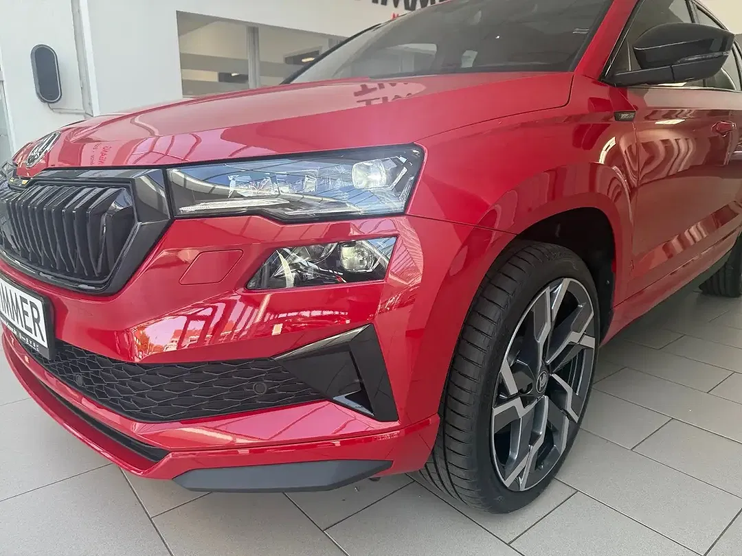 Skoda Karoq - Thumbnail 4
