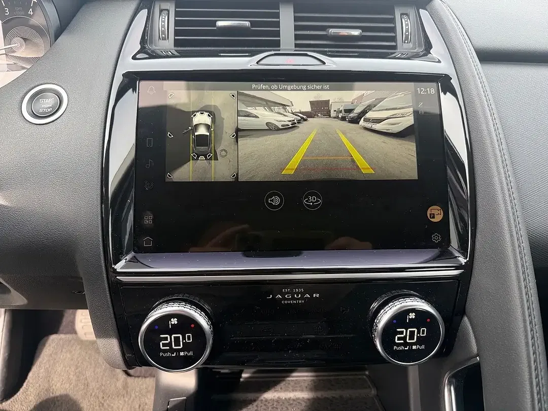 Jaguar E-Pace - Thumbnail 15