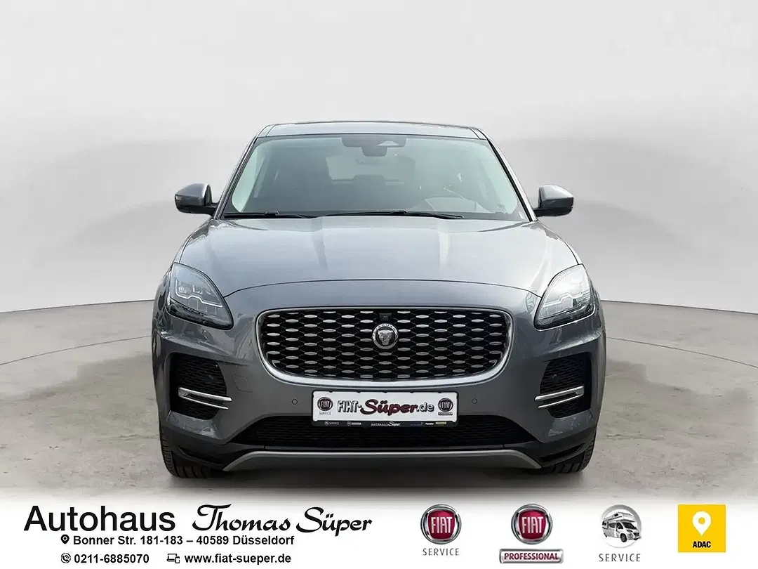 Jaguar E-Pace - Thumbnail 2