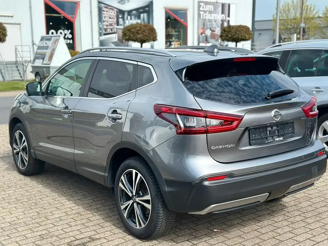 Nissan Qashqai - Thumbnail 6